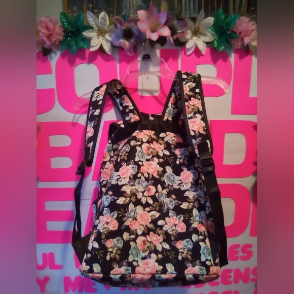 #267👉🏼Women's/Teens Or Children's Backpack 🎒 - Picture 7 of 7